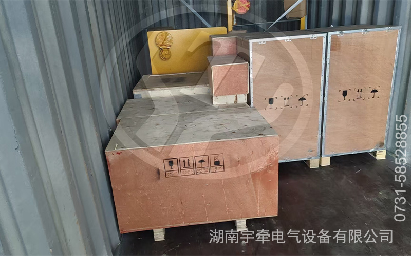 2.5噸鋰電蓄電池電機車出口海外 3.jpg