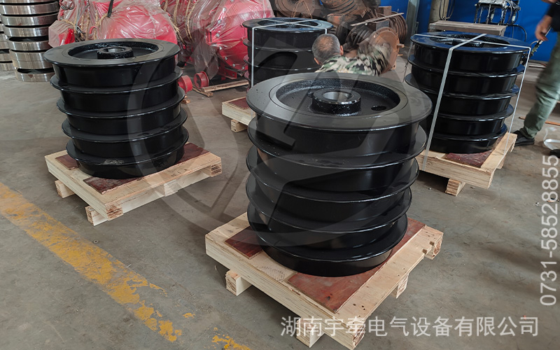 礦用井下電機(jī)車配件出口 1.jpg